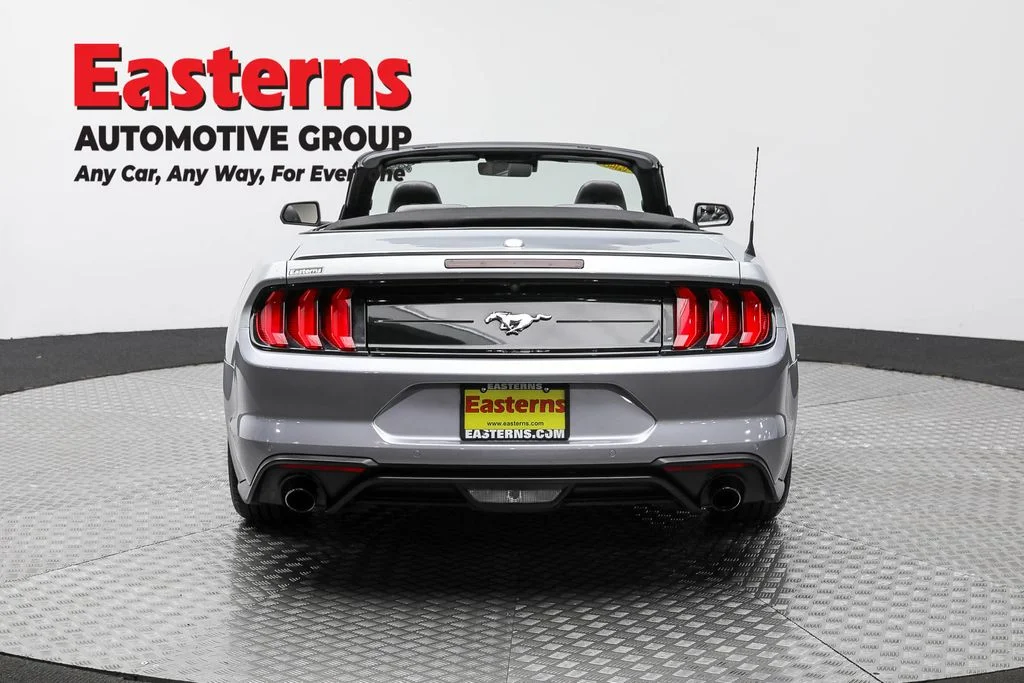 Used 2022 Silver Ford EcoBoost Premium image 6