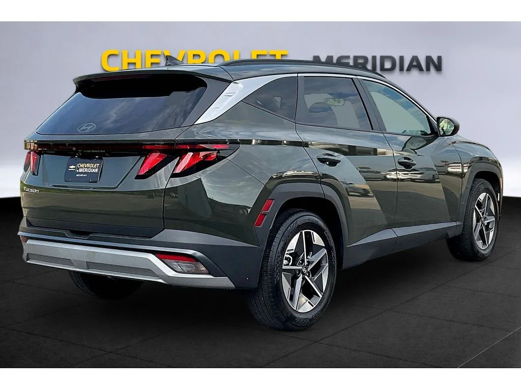 Used 2025 Gray Hyundai SEL image 10
