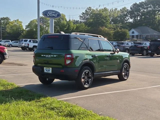 Used 2025 Green Ford Outer Banks image 13