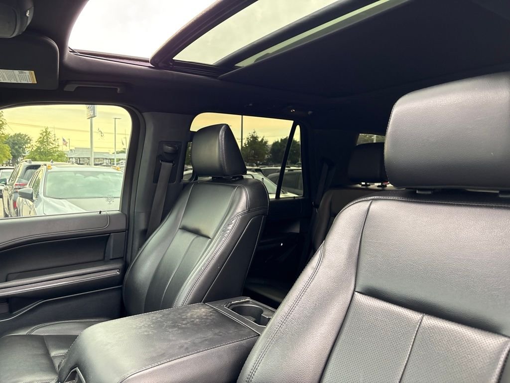 Used 2021 Black Ford XLT image 5