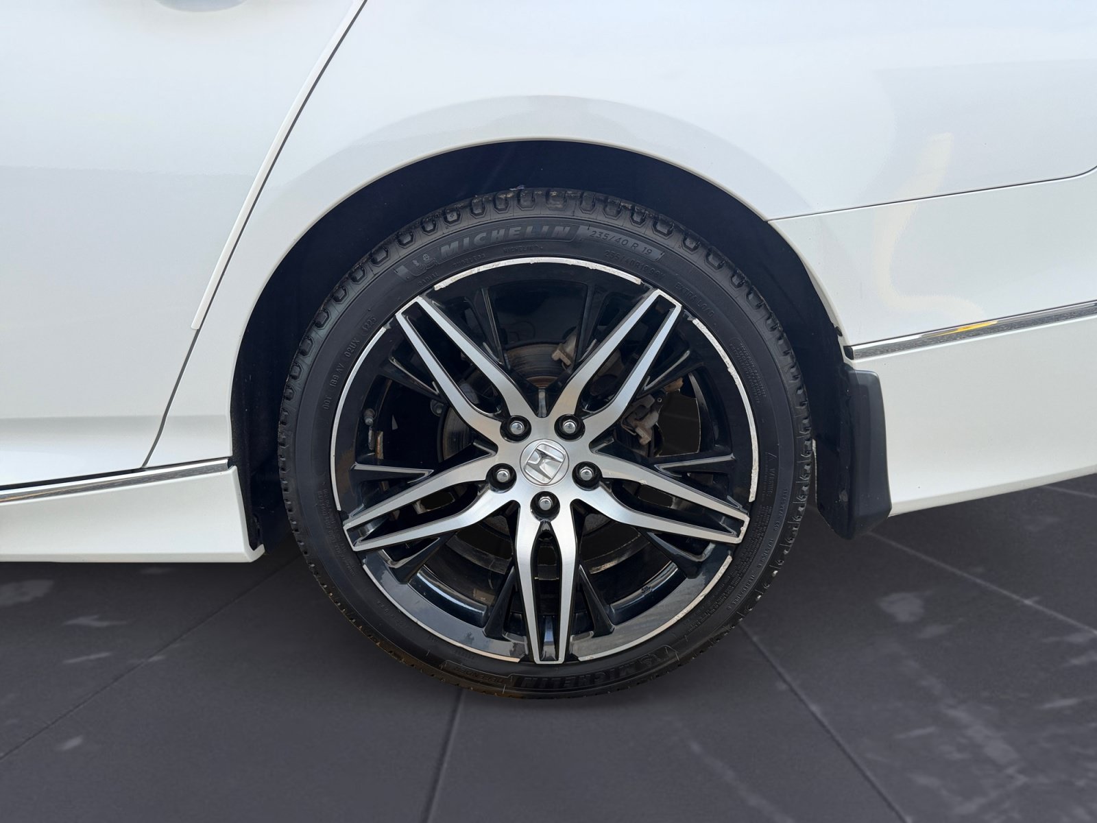 2022 Honda Accord Hybrid Touring - Photo 47