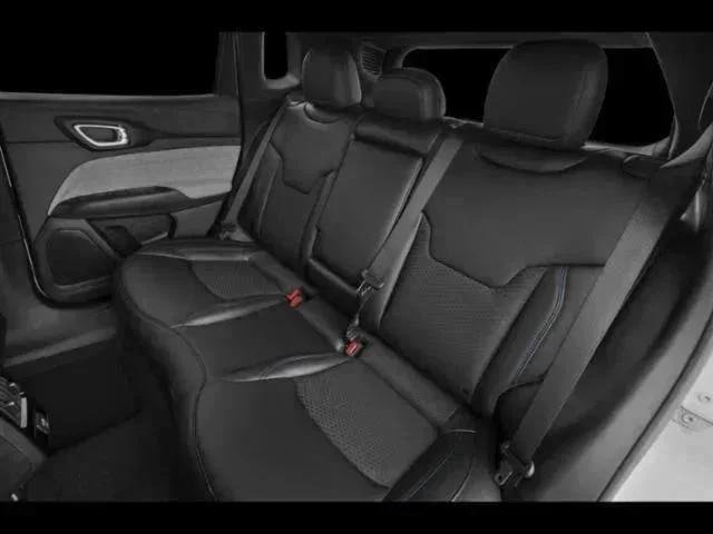 2025 Jeep Compass Limited - Photo 24