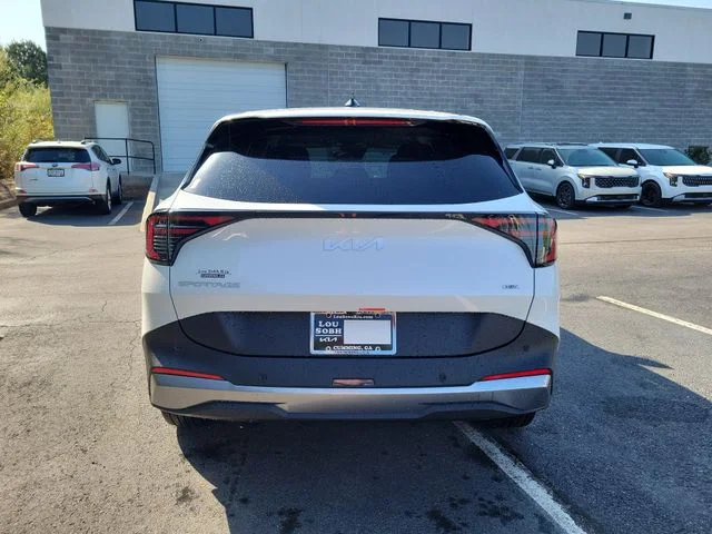 New 2026 Snow White Pearl Kia LX image 5