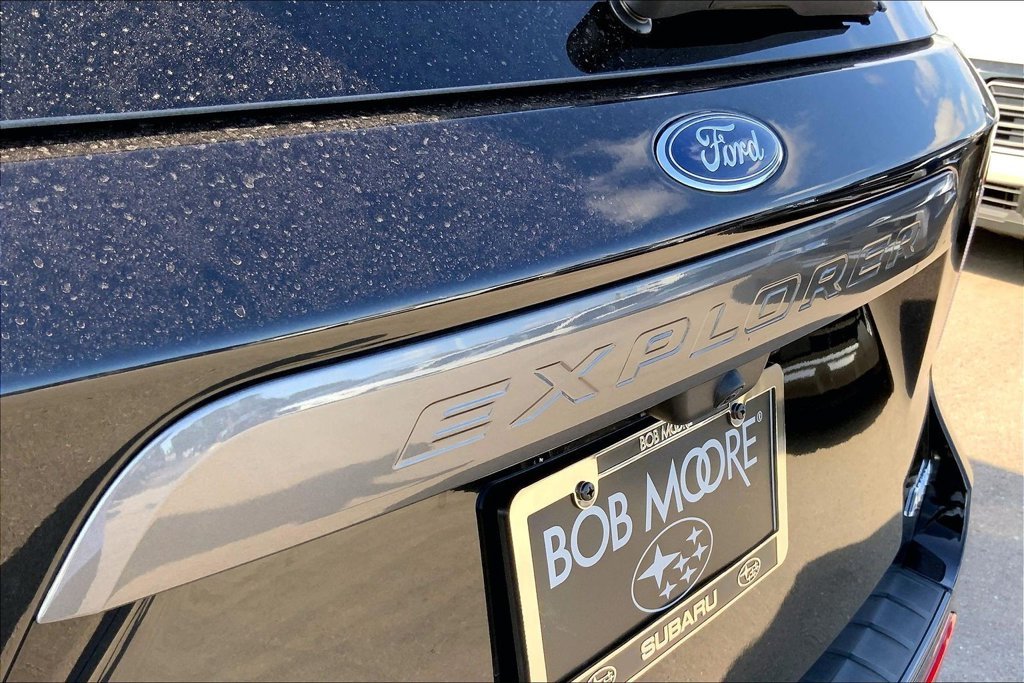 Used 2023 Black Ford XLT image 24