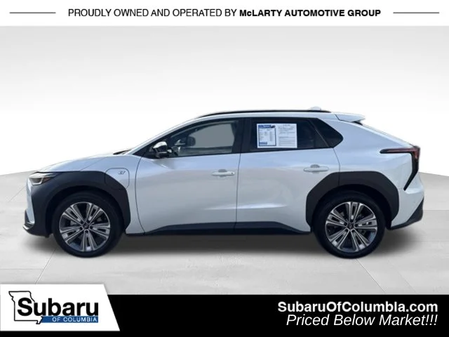 Used 2023 White Subaru Limited image 5