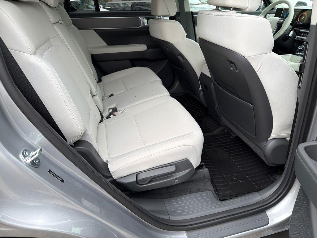 2026 Hyundai Santa Fe SE - Photo 15