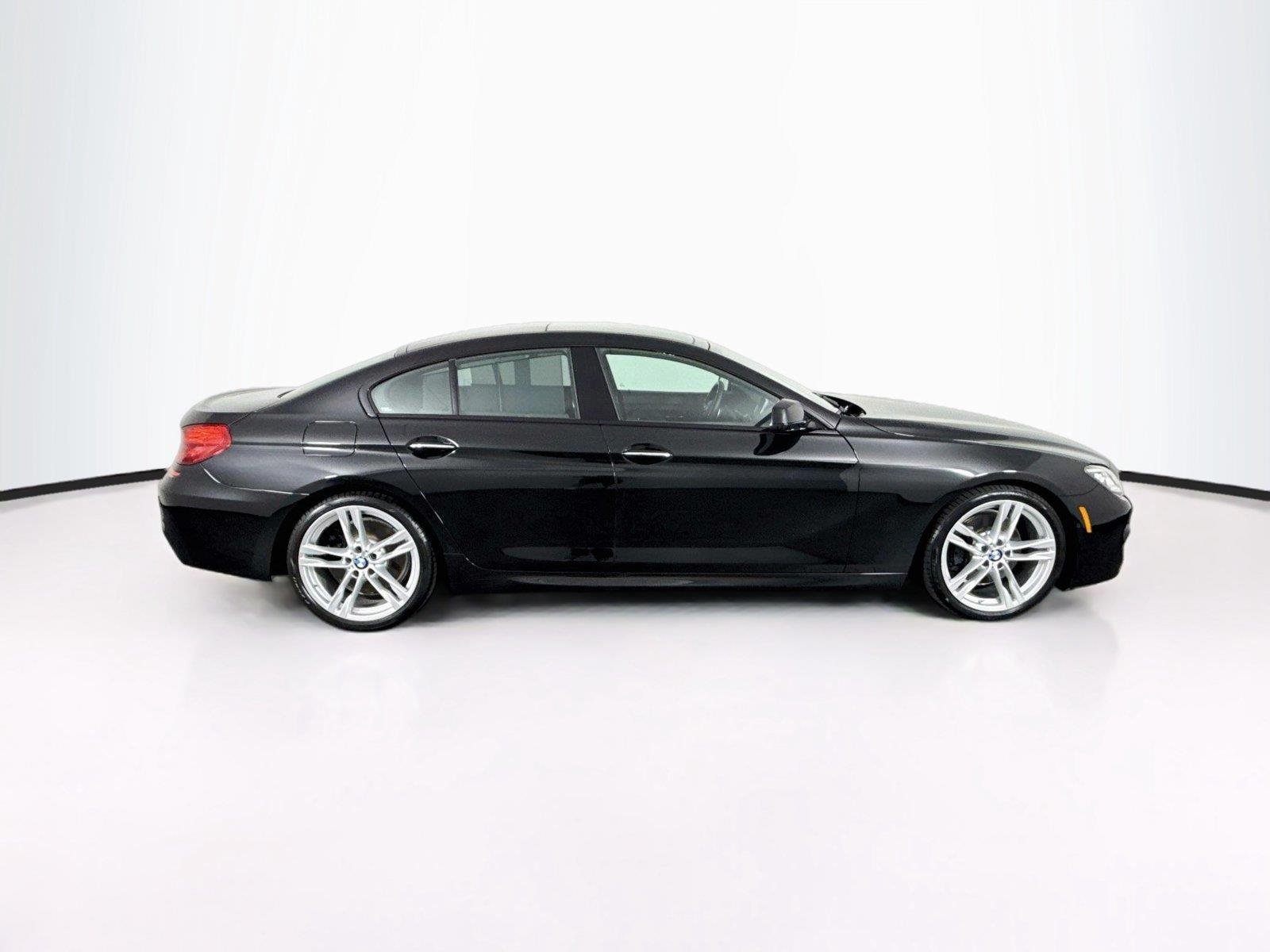Used 2015 Black Sapphire Metallic BMW 640i image 11