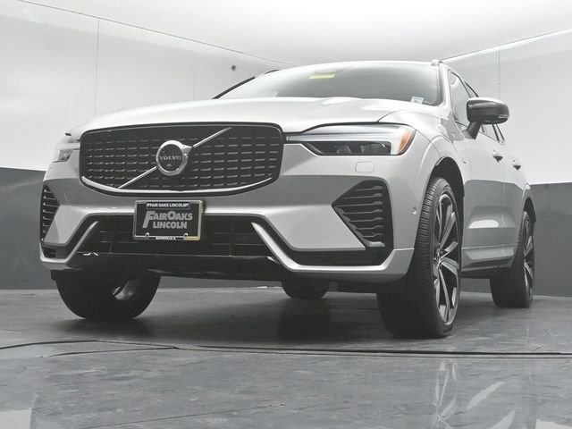 2022 VOLVO XC60 - Image 39