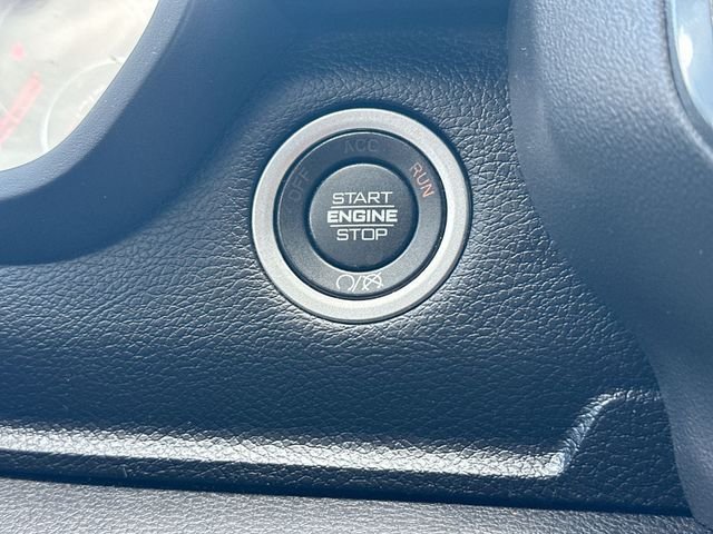 Used 2023 White Ram Laramie image 19