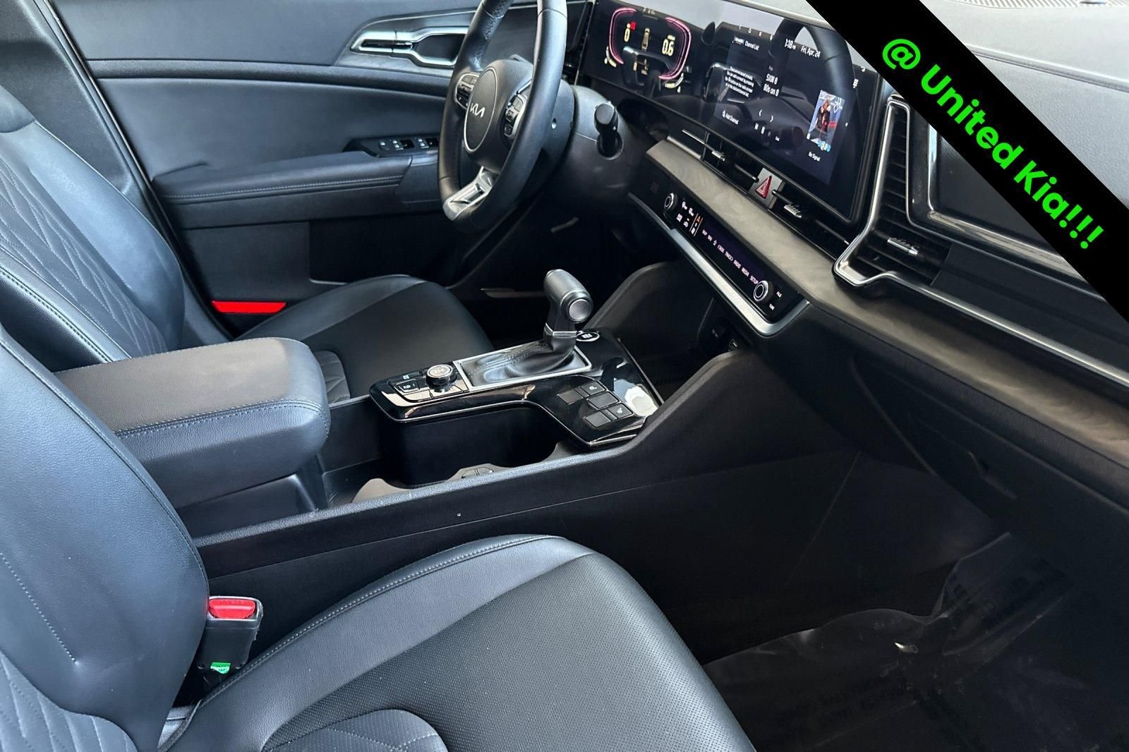 Used 2024 White Kia X-Line image 16