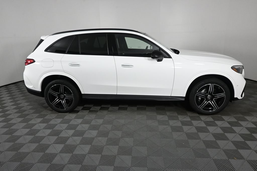 New 2026 Polar White Mercedes-Benz GLC 300 image 25