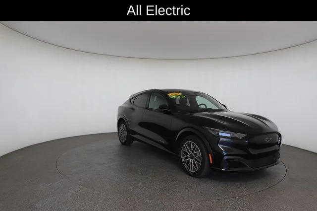 Used 2024 Black Ford Premium image 27