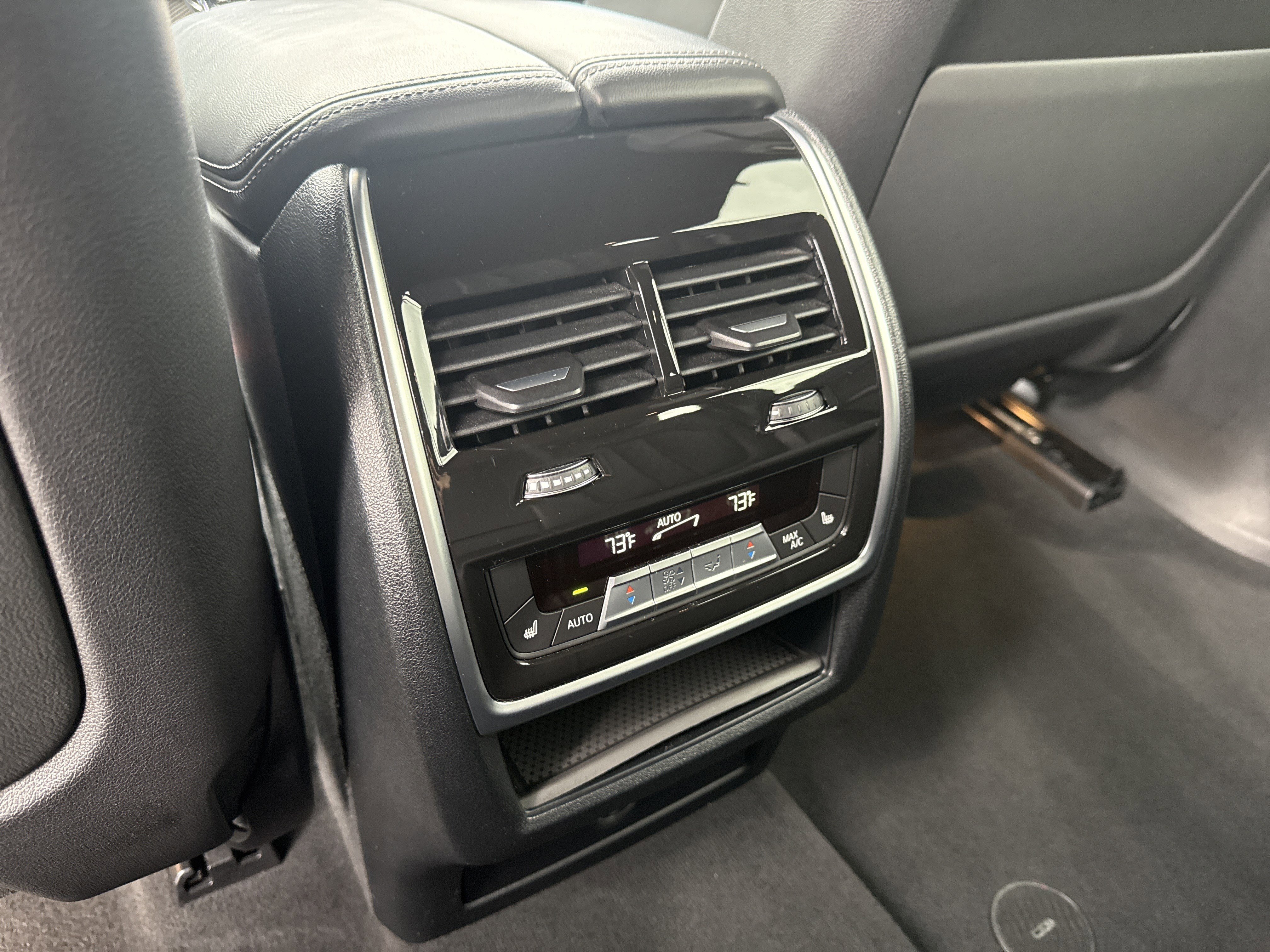Used 2023 Black Sapphire Metallic BMW M50i image 24