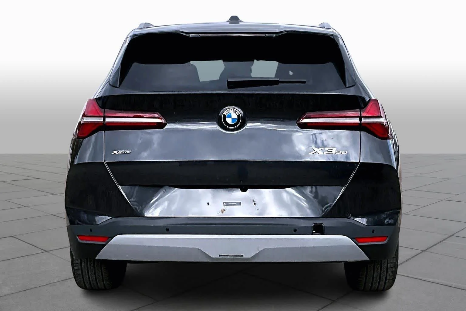 New 2026 Dark Graphite Metallic BMW 30 xDrive image 4