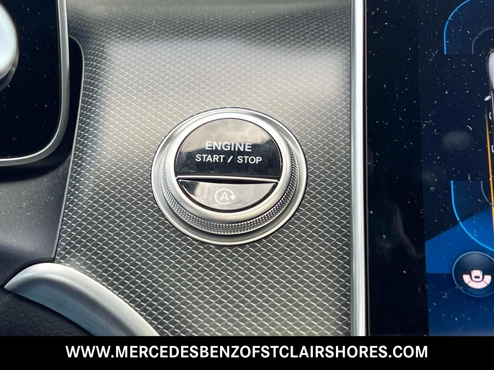 New 2026 Black Mercedes-Benz GLC 300 image 24