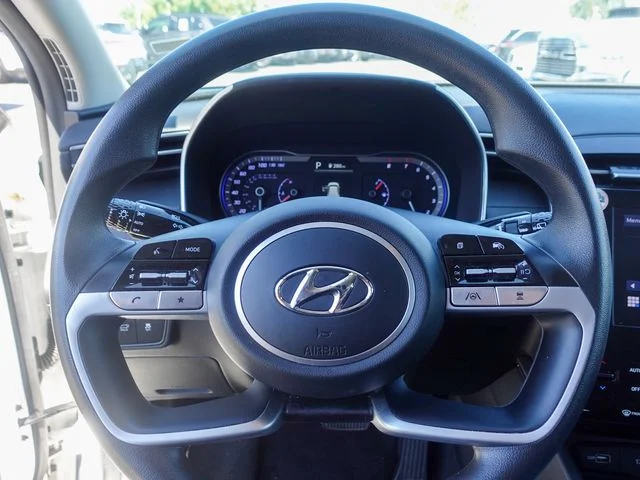 Used 2024 White Hyundai SEL image 12