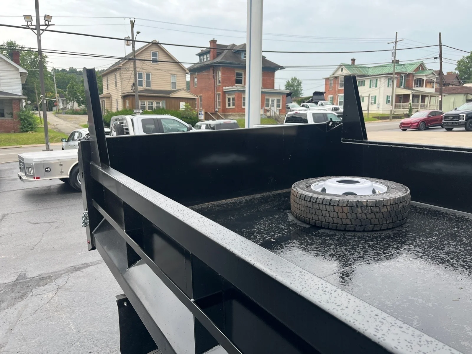 2025 Ford F-550 Super Duty Chassis Cab XL - Photo 20