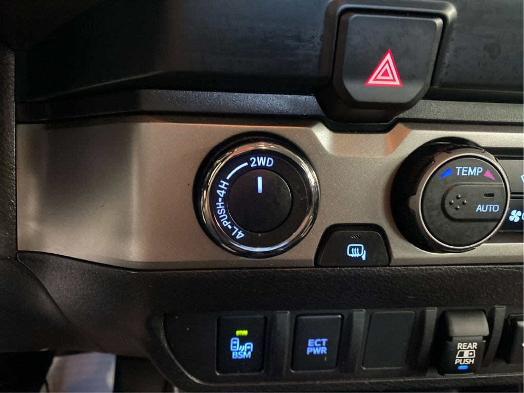 Used 2022 Black Toyota SR5 image 20