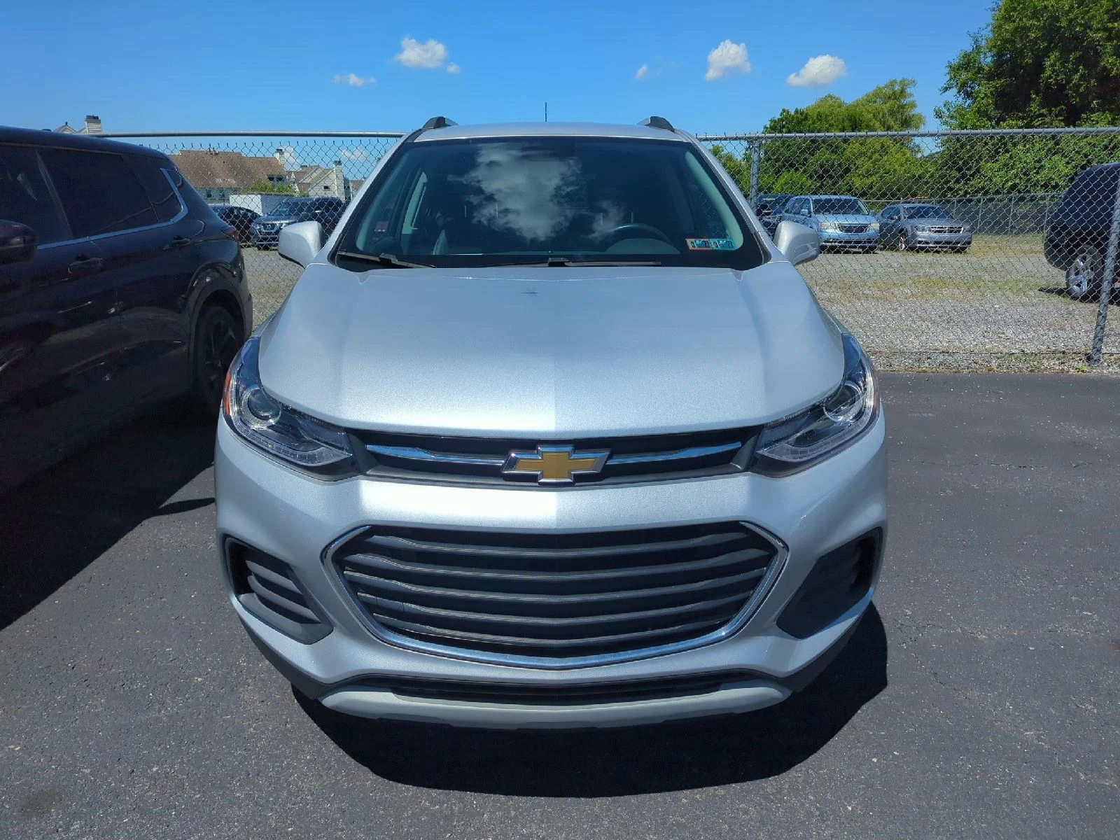 Used 2022 Chevrolet Trax LT with VIN KL7CJPSM1NB560590 for sale in Morgantown, PA