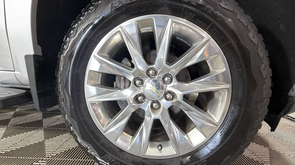 Used 2021 SILVER ICE METALLIC Chevrolet LTZ image 39