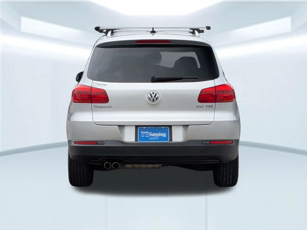 Used 2015 Silver Volkswagen SEL image 5