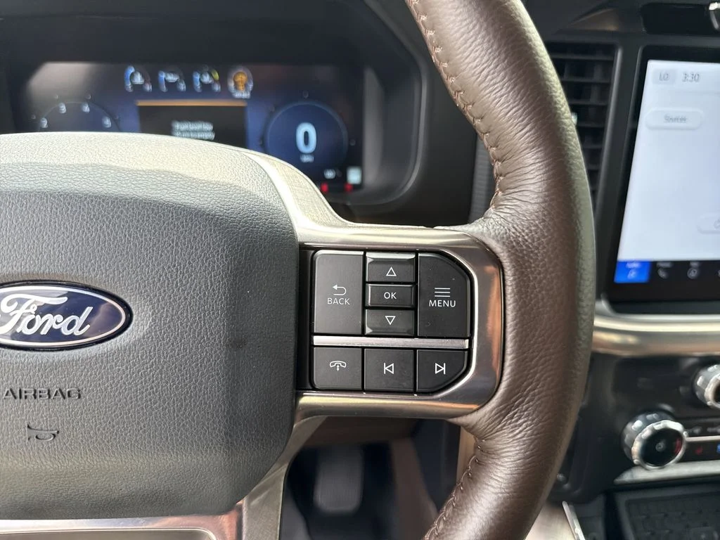 Used 2025 Blue Ford King Ranch image 24