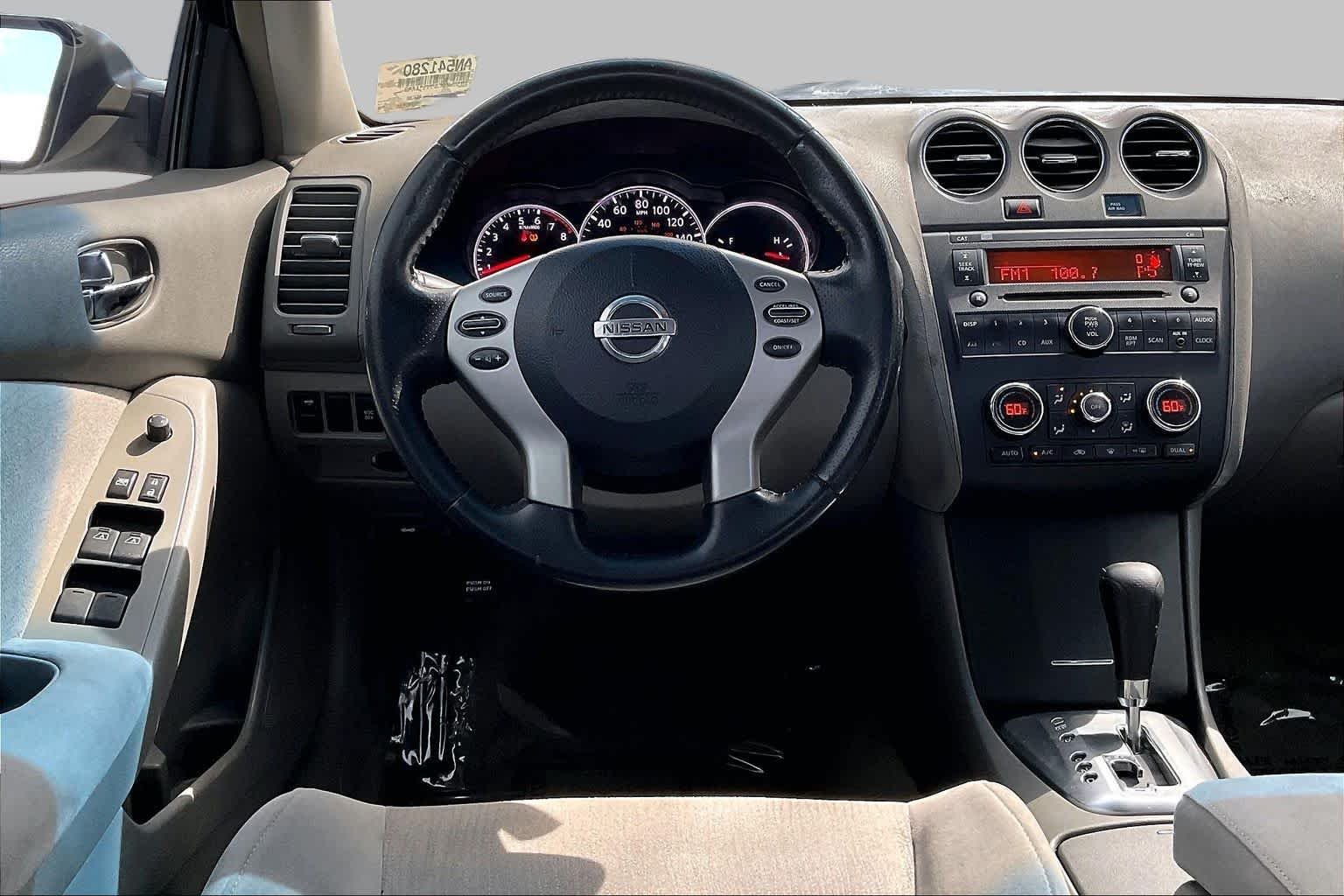 Used 2010 Super Black Nissan 2.5 S image 5