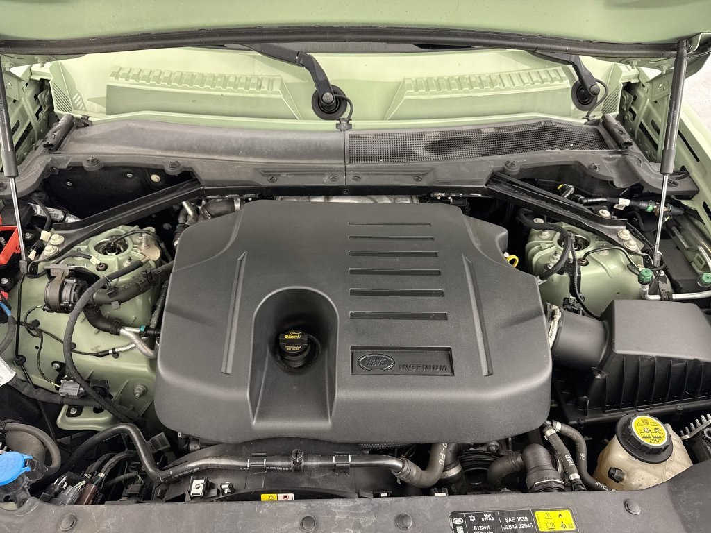 Certified Used 2023 Green Land Rover 75th Edition image 30