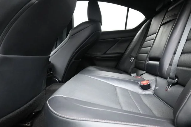 Used 2024  Lexus 350 F SPORT image 13
