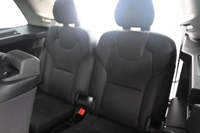 Used 2023 Black Volvo B6 Core image 26