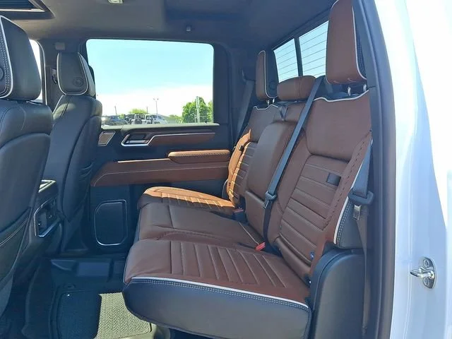 New 2026 Glacier White Tricoat GMC Denali Ultimate image 19