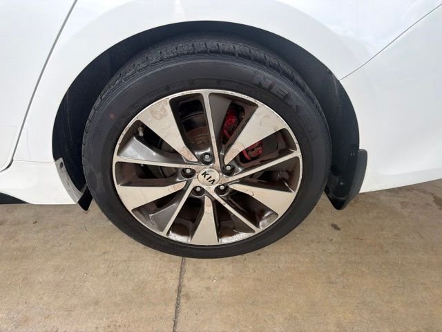 Used 2016 White Kia SX image 13