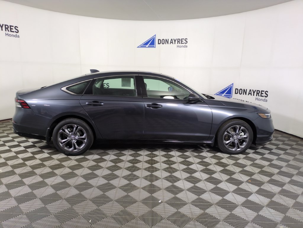 2026 Honda Accord Hybrid EX-L - Photo 11
