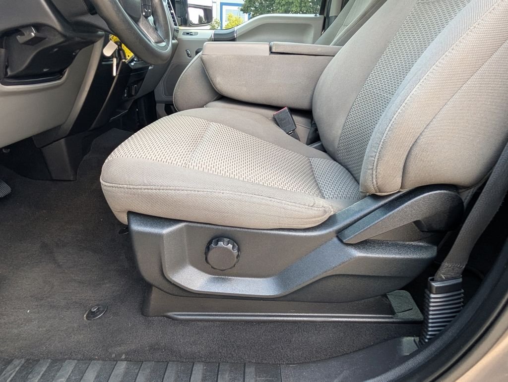 Used 2020 Gray Ford XLT image 15