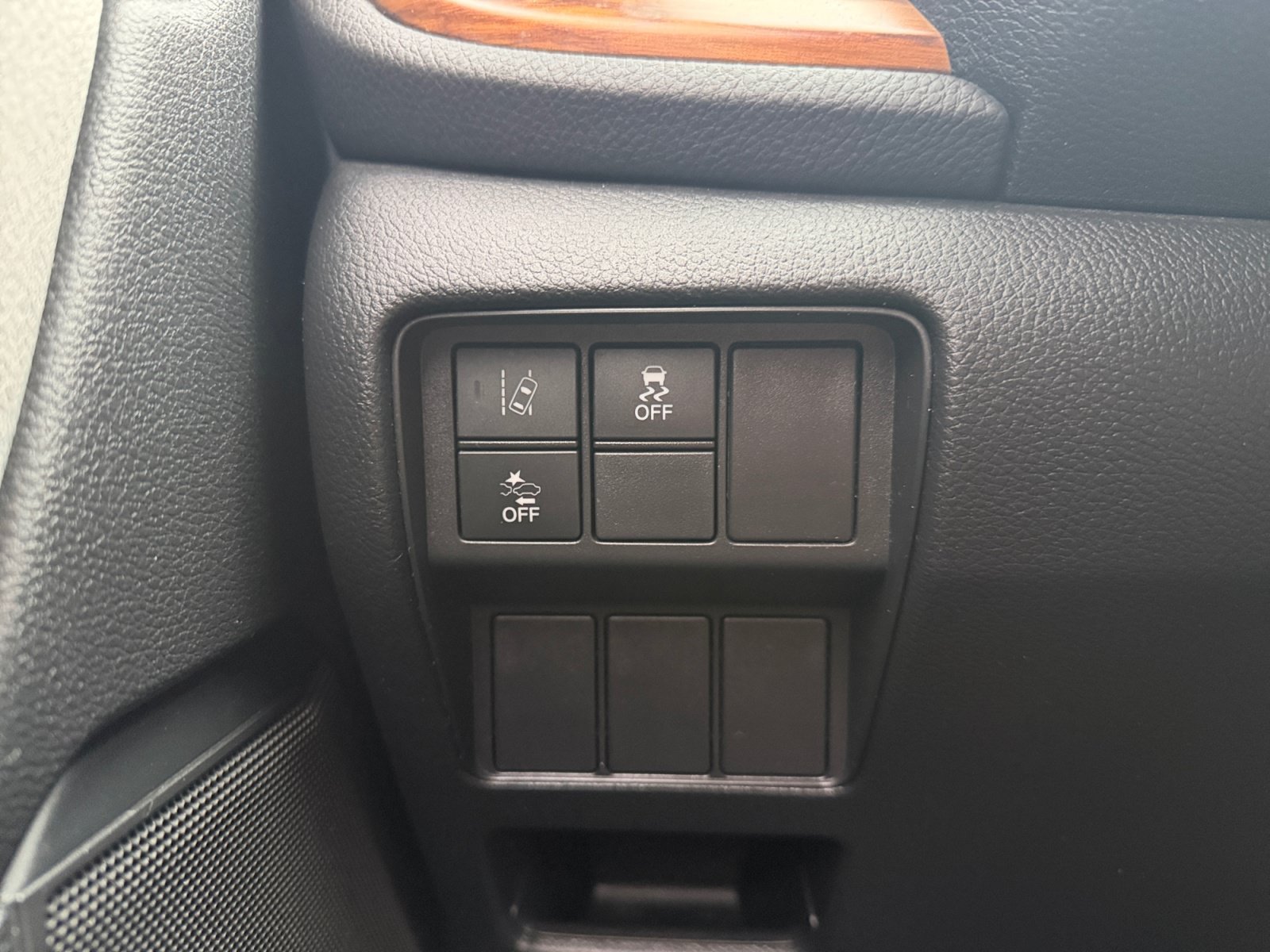 Used 2017 Silver Honda EX image 17