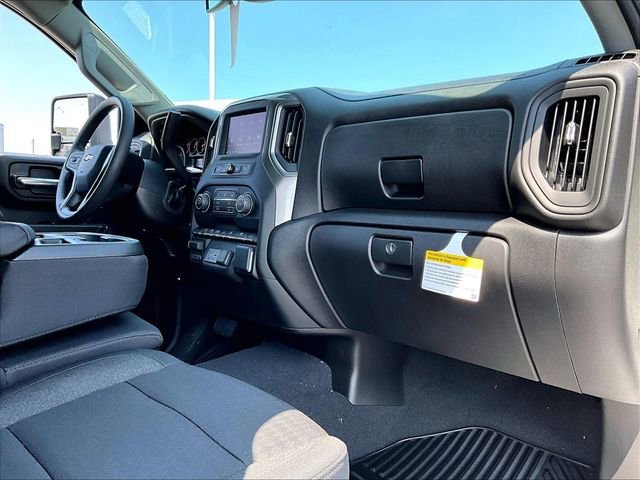 2026 Chevrolet Silverado 2500 HD Custom - Photo 9