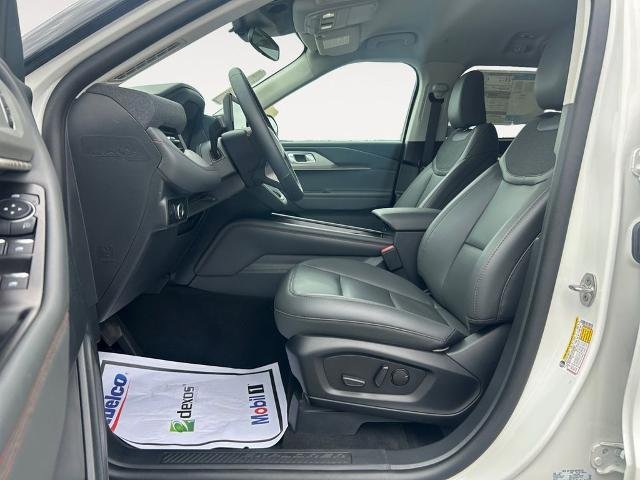 New 2026 Star White Metallic Tri-Coat Ford Active image 19