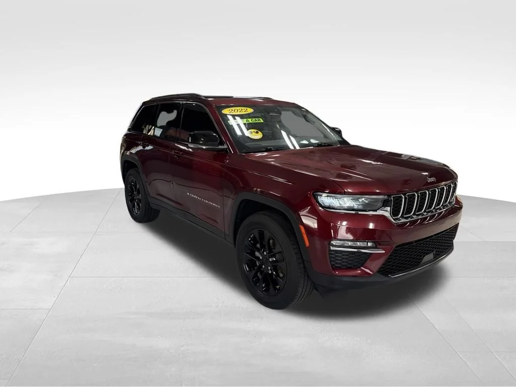 Used 2022 Red Jeep Limited image 8