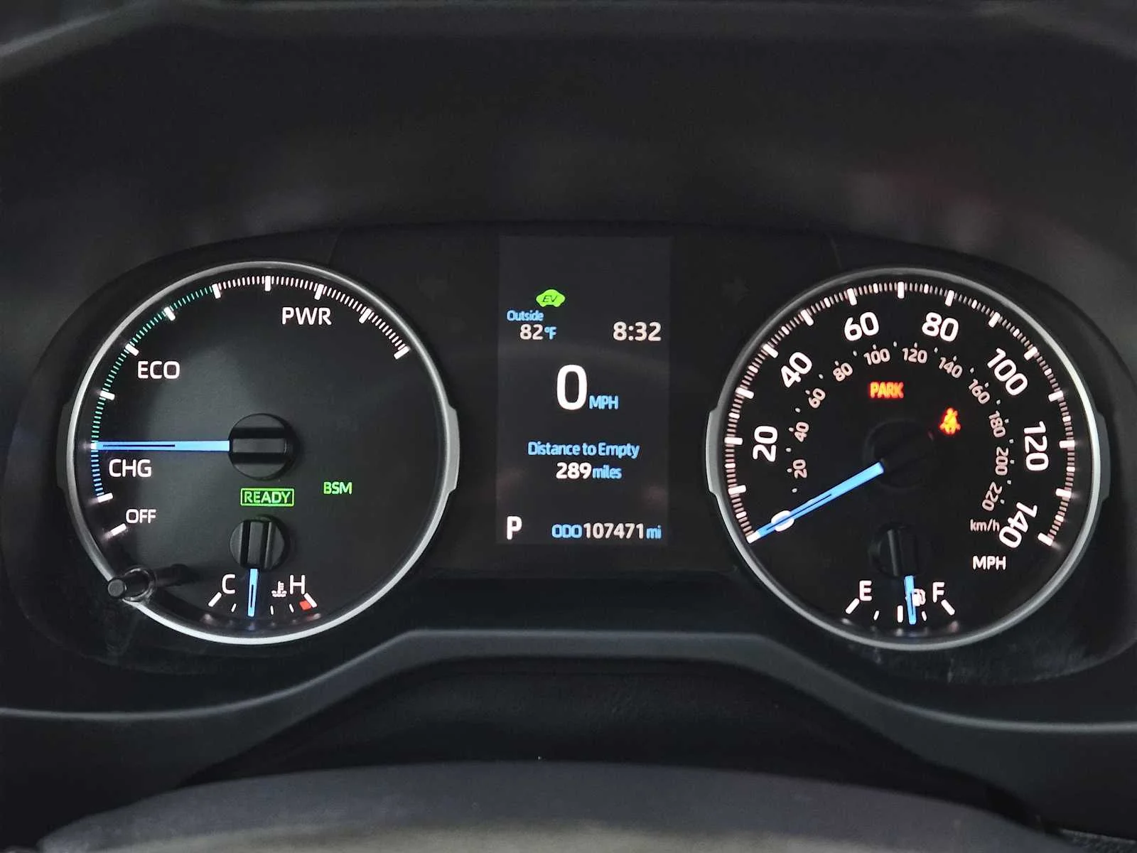 Used 2022 Magnetic Gray Metallic Toyota Hybrid XLE Premium image 10
