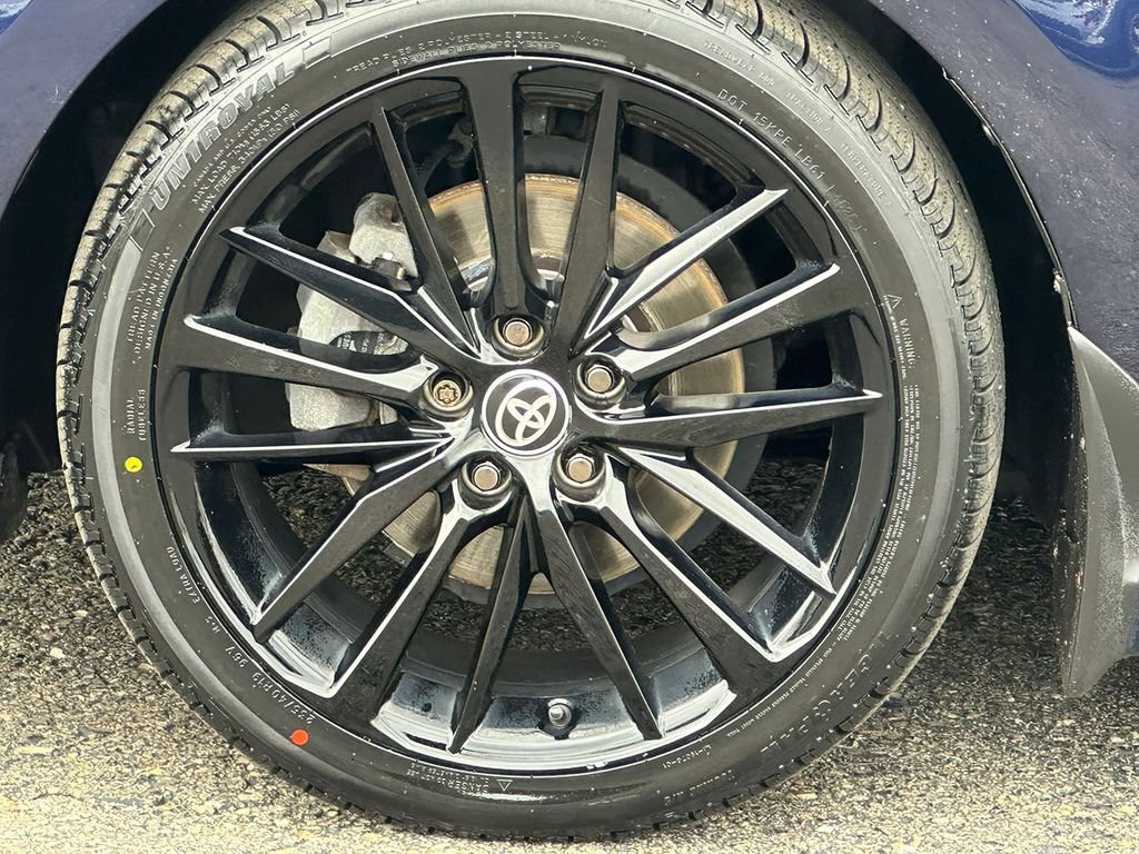Used 2022  Toyota XSE image 35