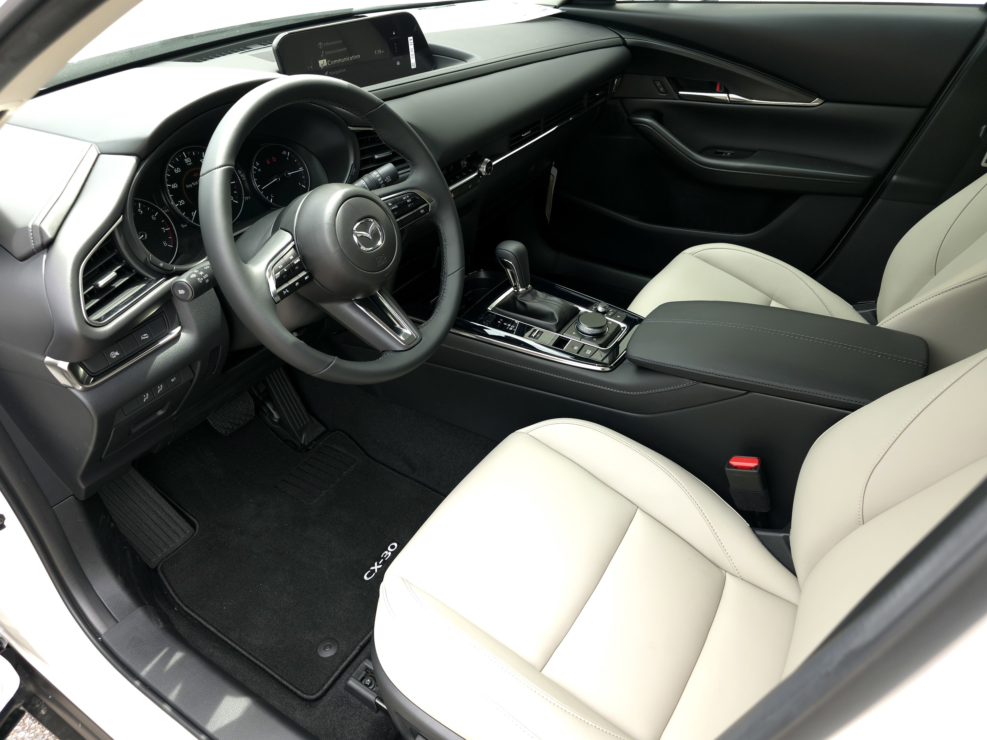 2025 Mazda CX-30 Preferred - Photo 8