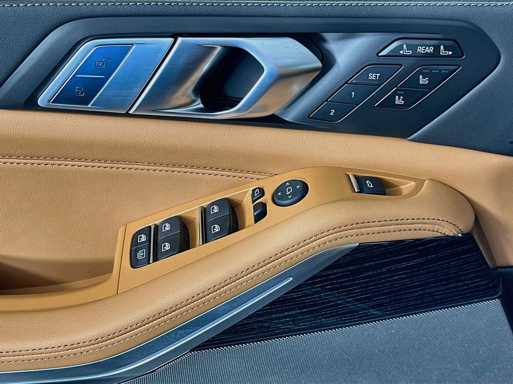 New 2027 Skyscraper Grey Metallic BMW xDrive40i image 20