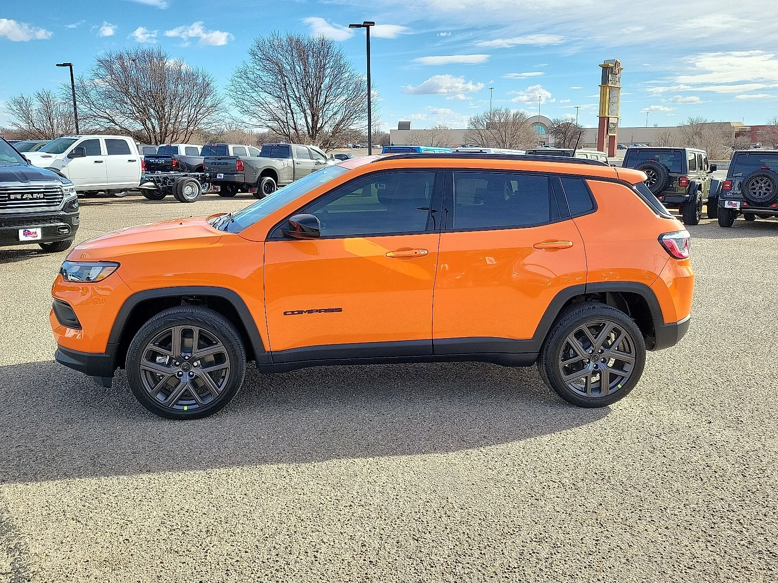 New 2026 PL4 Joose Jeep LATITUDE ALTITUDE 4X4 image 2