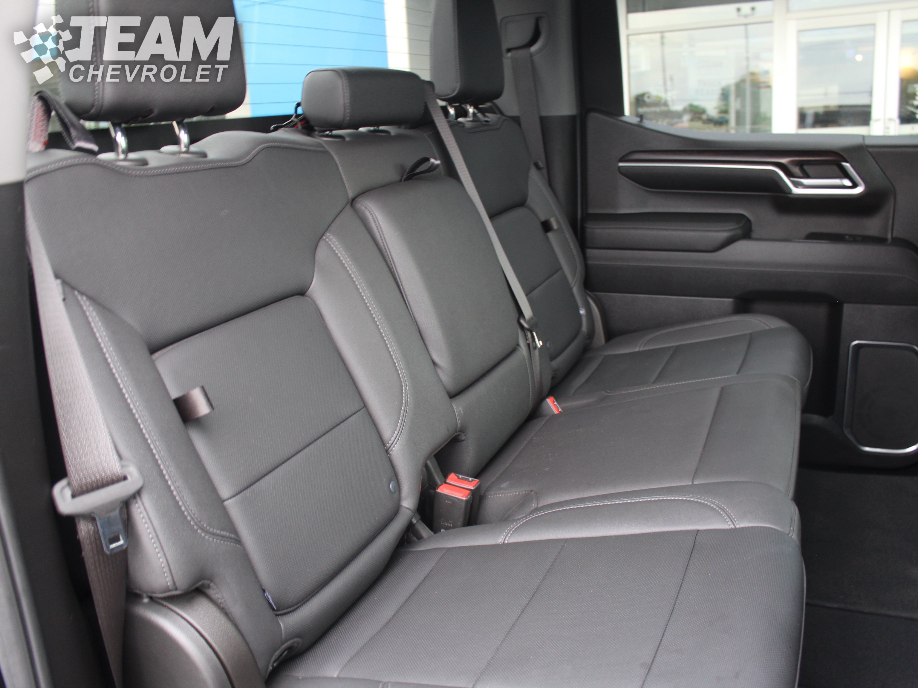 2023 GMC Sierra 1500 SLT - Photo 26