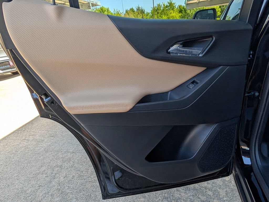New 2027 Mosaic Black Metallic Chevrolet ACTIV image 8