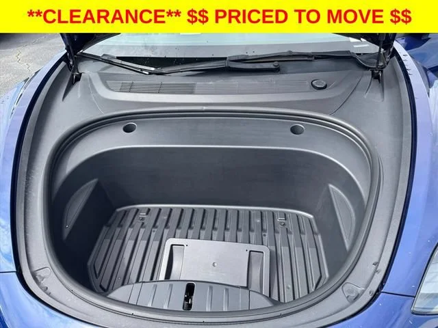 Used 2023  Tesla 4DR RWD image 31