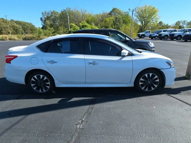 Used 2017 White Nissan SR image 4