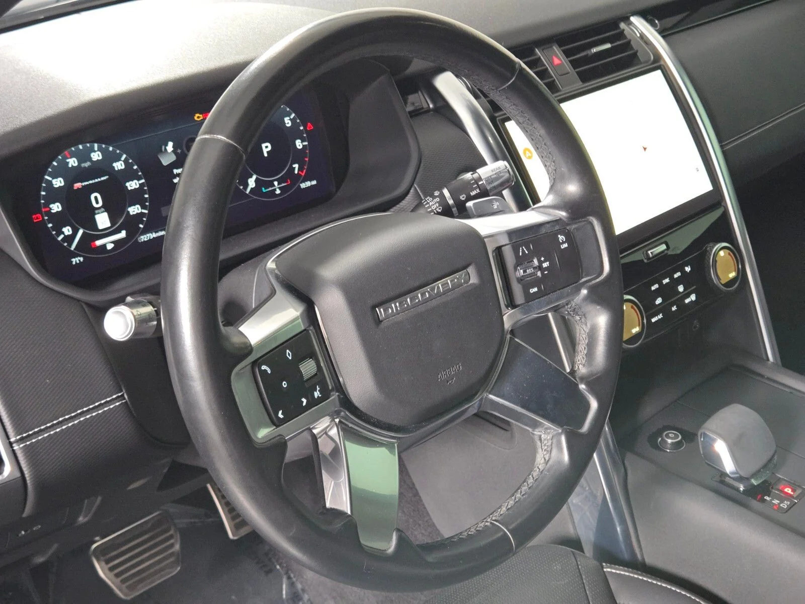 Used 2021 Santorini Black Metallic Land Rover S R-Dynamic image 23