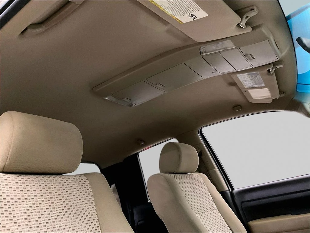 Used 2007 Beige Toyota SR5 image 27