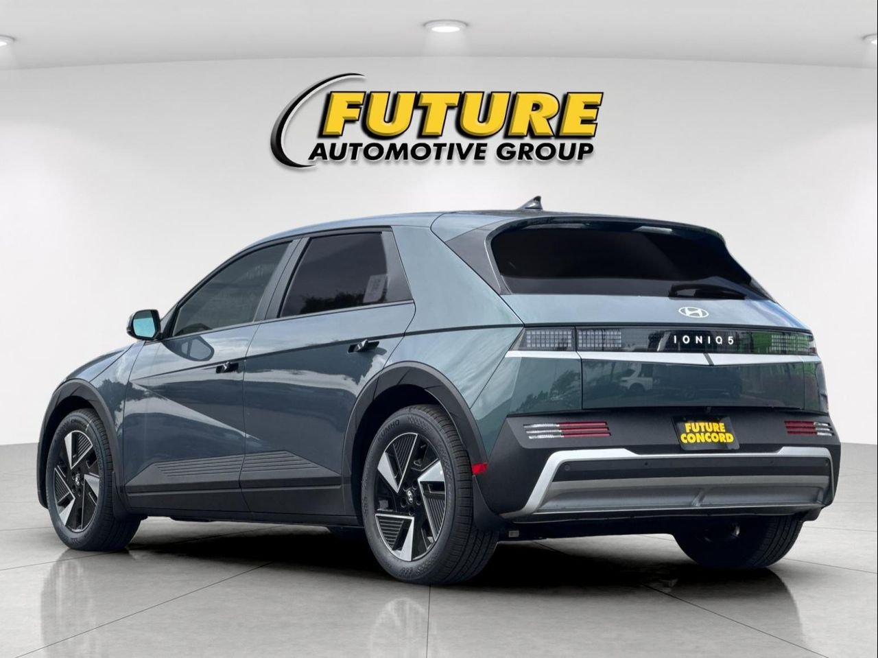 New 2026 Green Hyundai SEL image 5